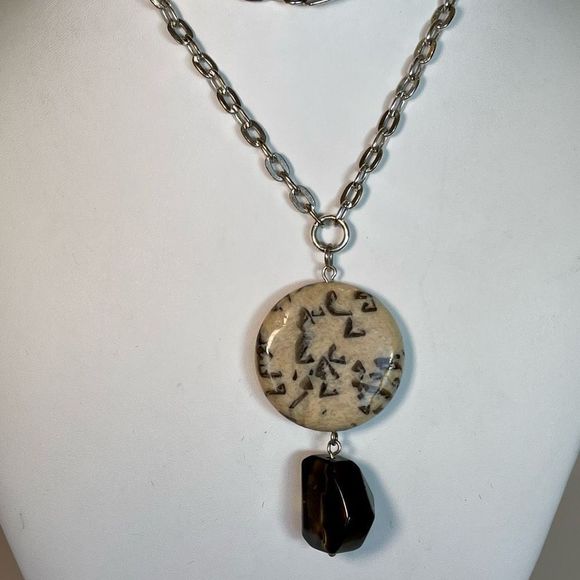 Etienne Aigner Large Dalmatian Jasper Stone Drop Necklace Silver Tone Signed - Picture 1 of 6